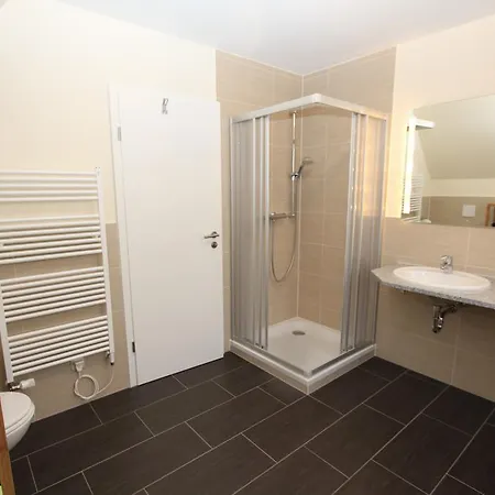 Ferienhaus Nachtigall بيت للعطل *